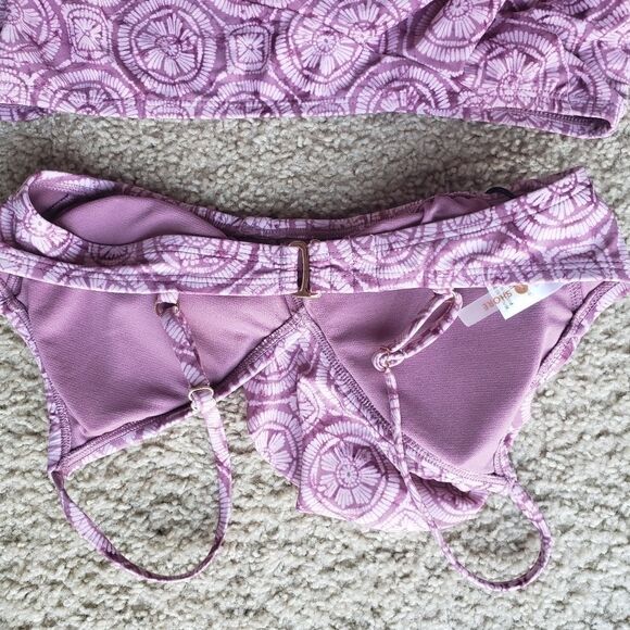Shade & Shore Pink Ruffle Asymmetrical Bikini 2 Piece Summer Cute Set NWT - Picture 15 of 15